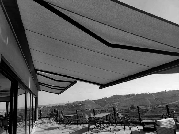 Compra ora la tua tenda da sole!